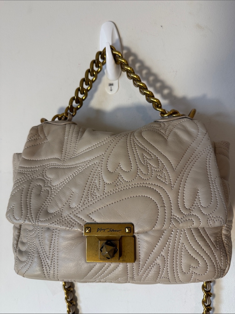 Betsey Johnson Quilted Cream Shoulder/Crossbody Bag with Gold Chain